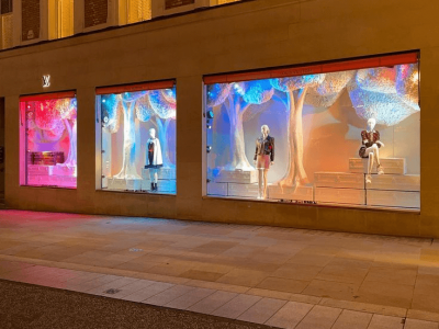 Everything You Want to Know About Self-Adhesive Flexible Transparent LED film Screens